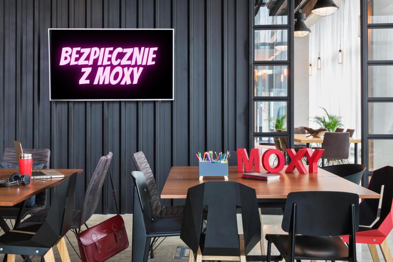 Отель Moxy Katowice Airport Пирзовице-22