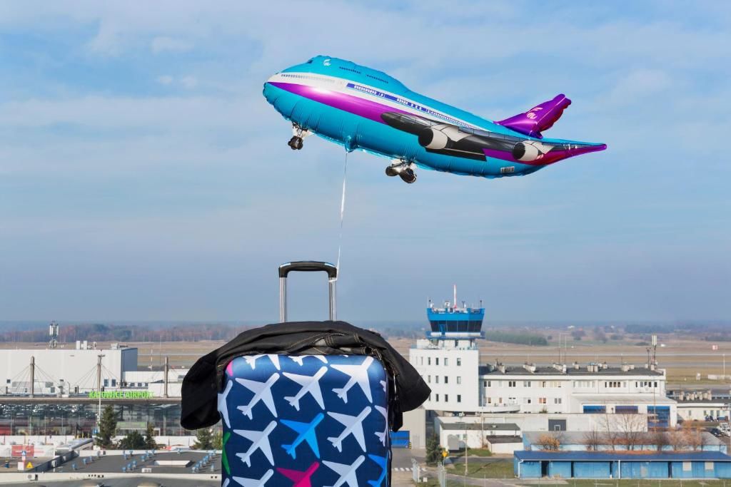 Отель Moxy Katowice Airport Пирзовице